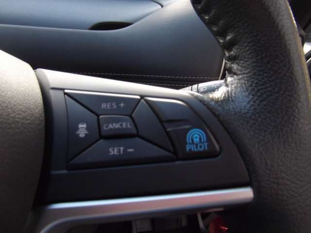 SERENA  S-HYBRID 4WD