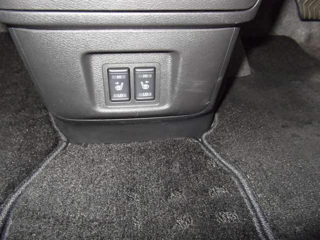 SERENA  S-HYBRID 4WD