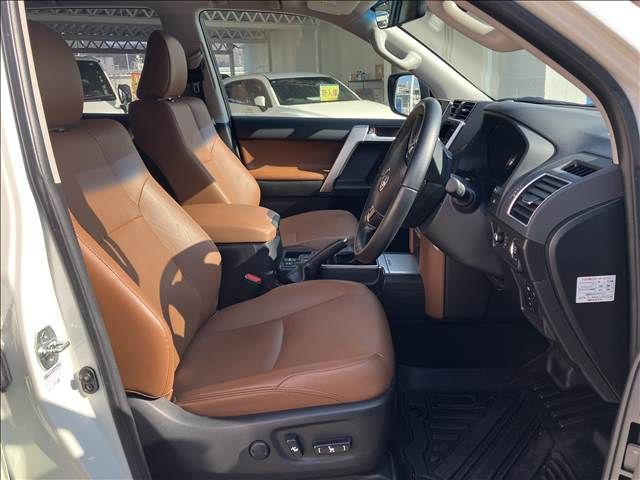 LANDCRUISER PRADO