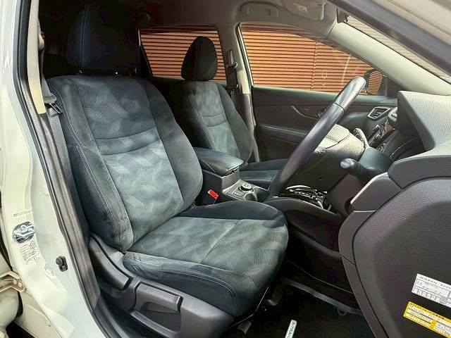 X-TRAIL HYBRID 4WD