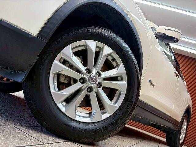 X-TRAIL HYBRID 4WD