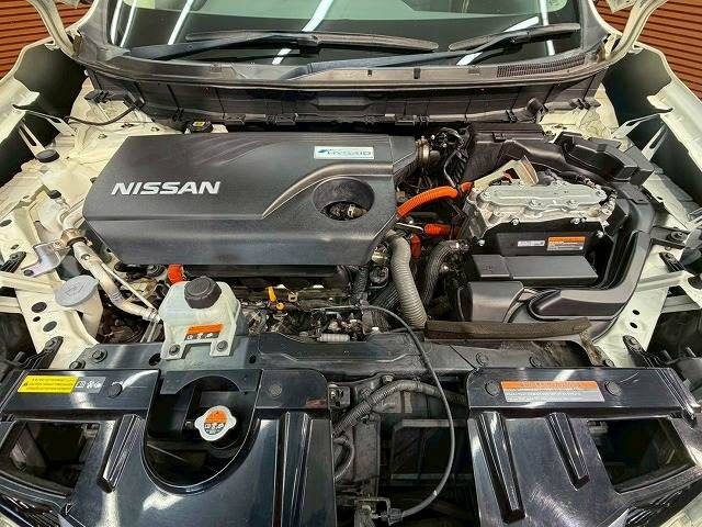 X-TRAIL HYBRID 4WD