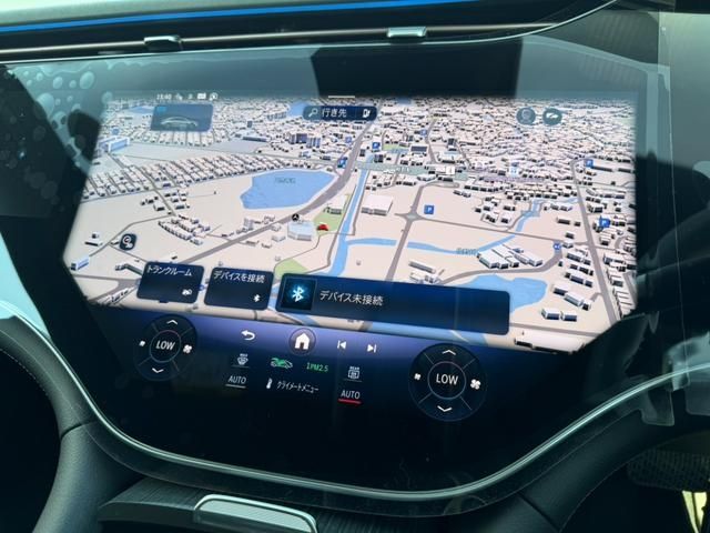 MERCEDES BENZ EQS