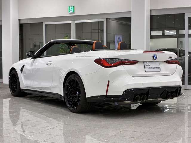 BMW M4 open