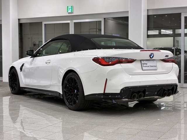 BMW M4 open