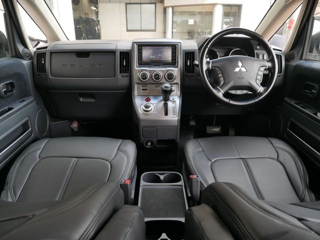 DELICA D:5 4WD
