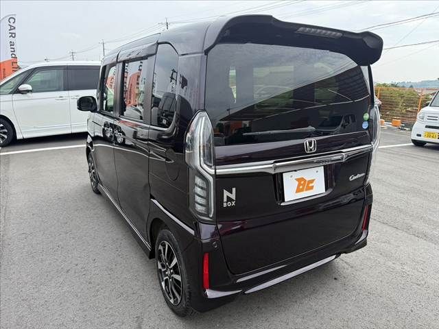 N BOX CUSTOM