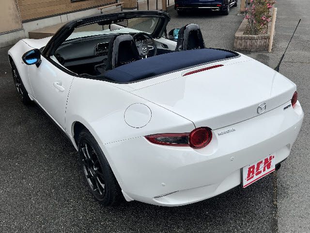 ROADSTER