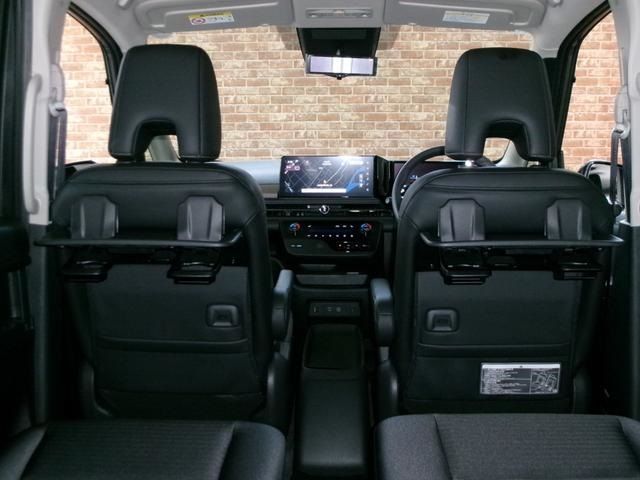 SERENA  WG 4WD