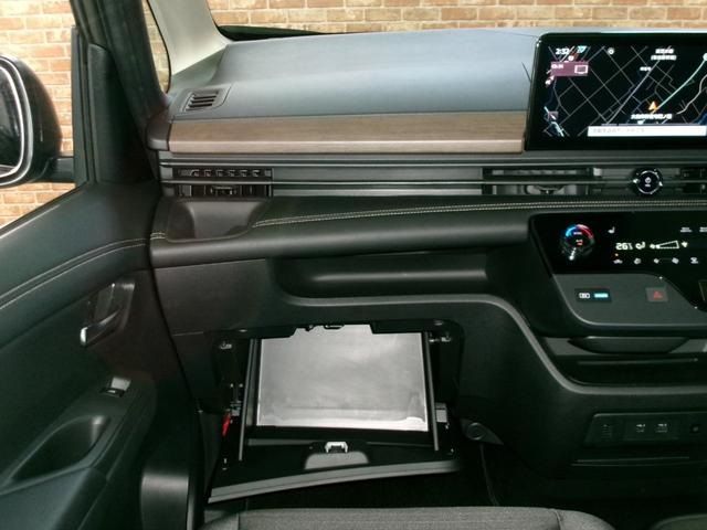 SERENA  WG 4WD
