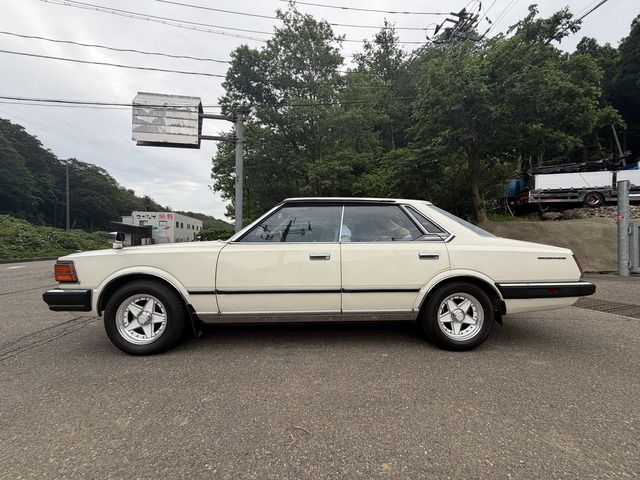 CEDRIC hardtop
