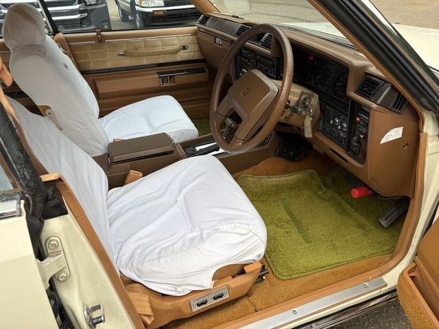 CEDRIC hardtop