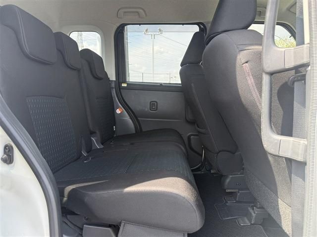 ROOMY