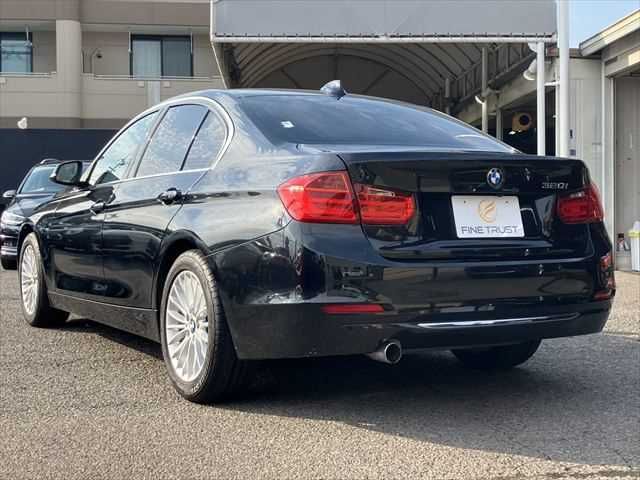 BMW 3series sedan