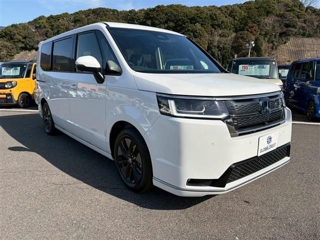 STEPWAGON e:HEV SPADA