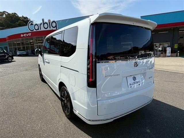 STEPWAGON e:HEV SPADA