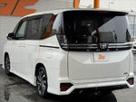 VOXY HYBRID