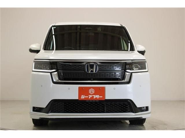 STEPWAGON e:HEV SPADA