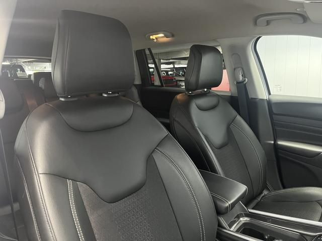 JEEP COMMANDER