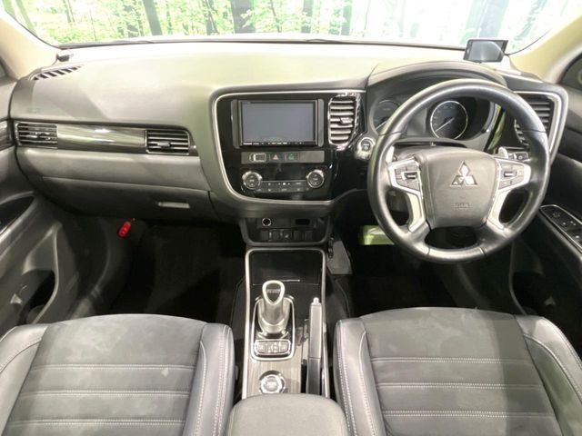 OUTLANDER PHEV