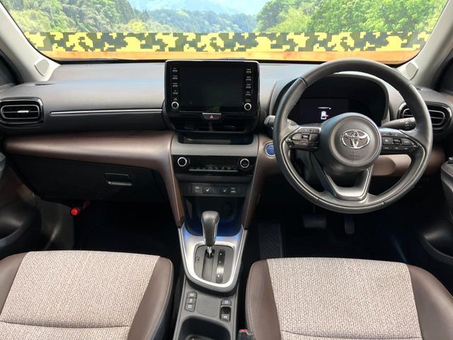 YARIS CROSS HYBRID