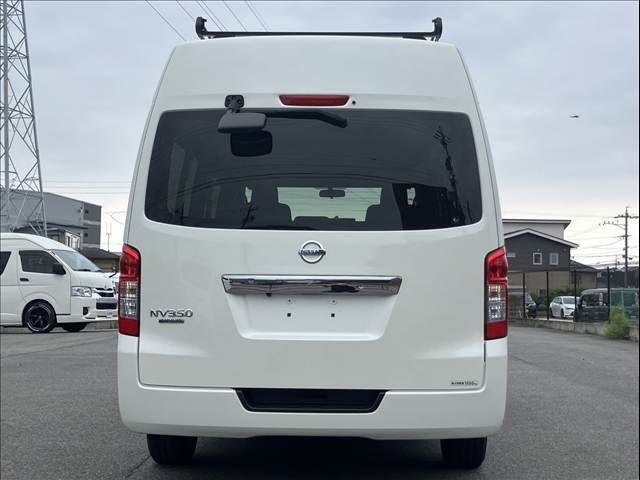 NV350 CARAVAN 4WD