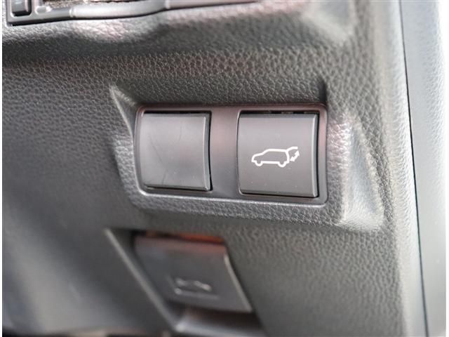 COROLLA CROSS HYBRID