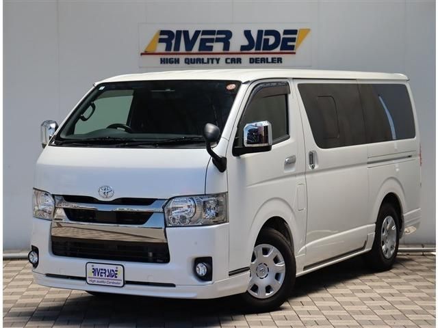 HIACE van 4WD