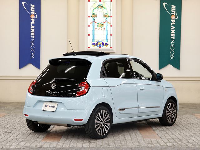 RENAULT TWINGO