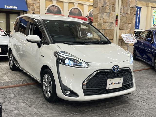 SIENTA HYBRID