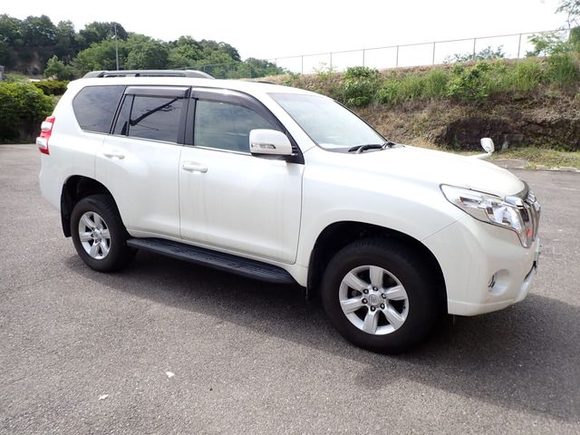 LANDCRUISER PRADO