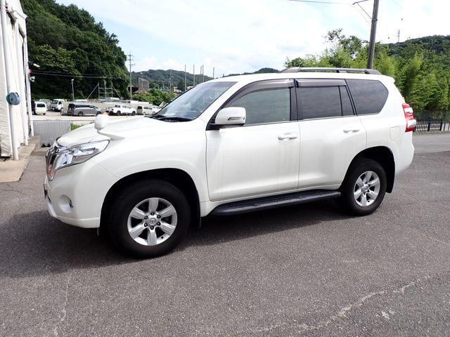 LANDCRUISER PRADO
