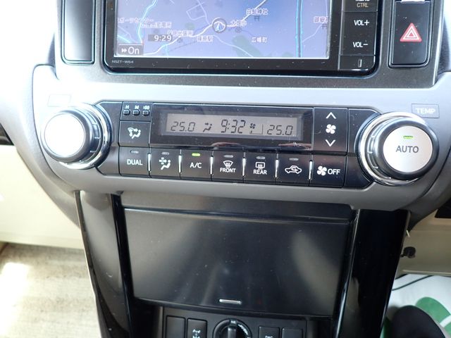 LANDCRUISER PRADO