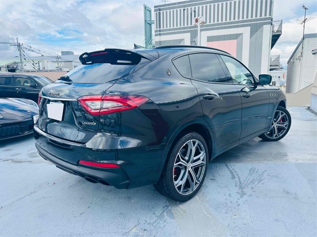 MASERATI Levante