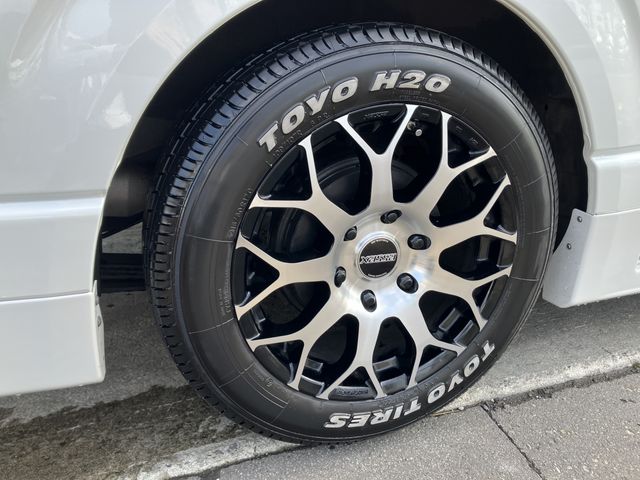 HIACE van 4WD