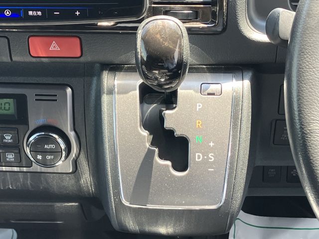 HIACE van 4WD