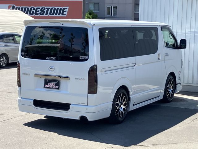 HIACE van 4WD
