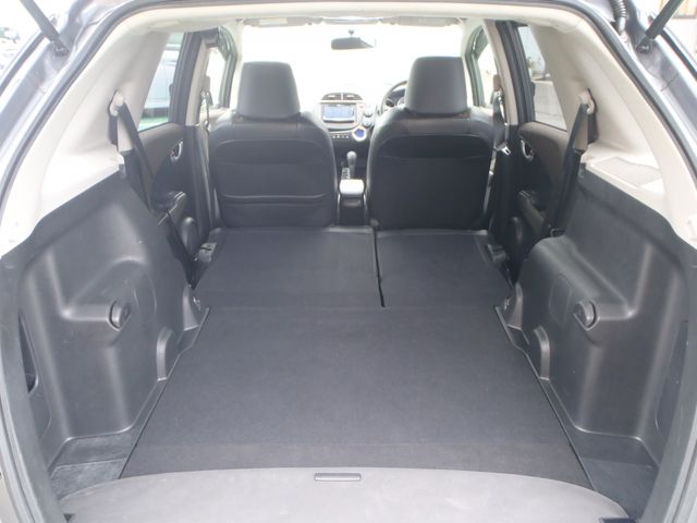 FIT SHUTTLE HYBRID