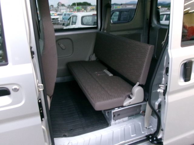 MINICAB van