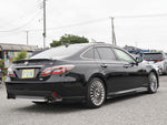 CROWN sedan hybrid