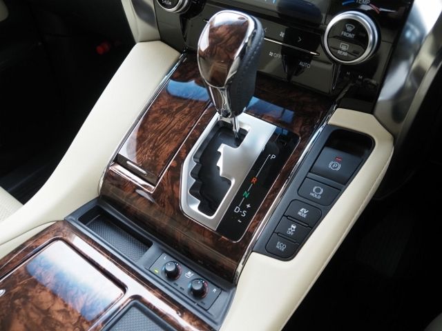 ALPHARD hybrid 4WD