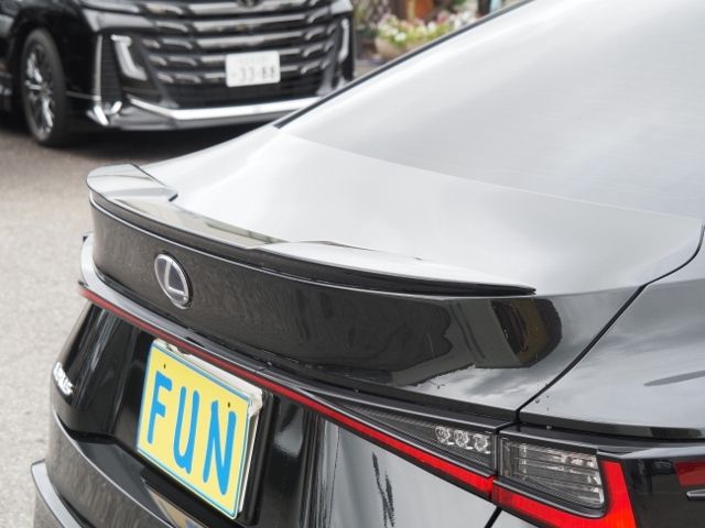 LEXUS IS300h