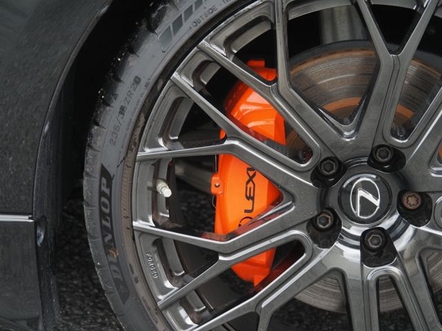 LEXUS IS300h