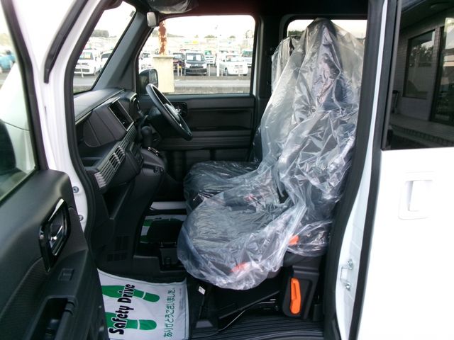 N-VAN 4WD