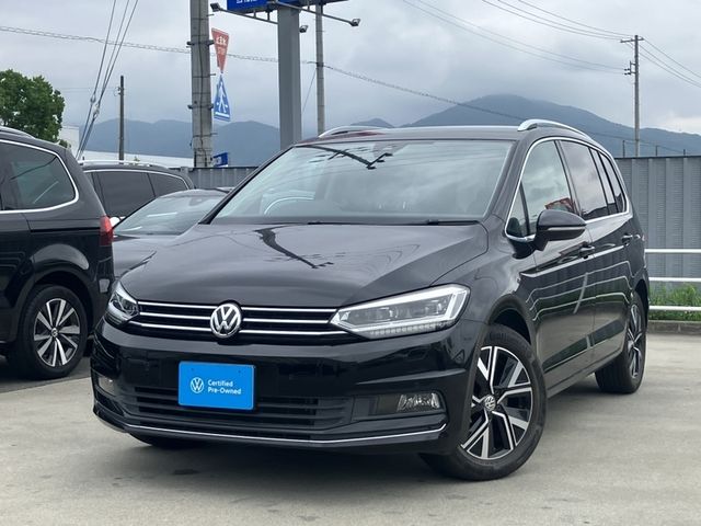 VOLKSWAGEN GOLF TOURAN