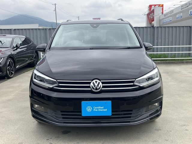 VOLKSWAGEN GOLF TOURAN