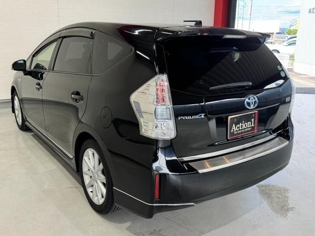 PRIUS Alpha