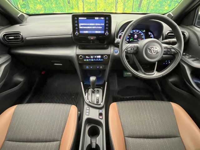 YARIS CROSS HYBRID