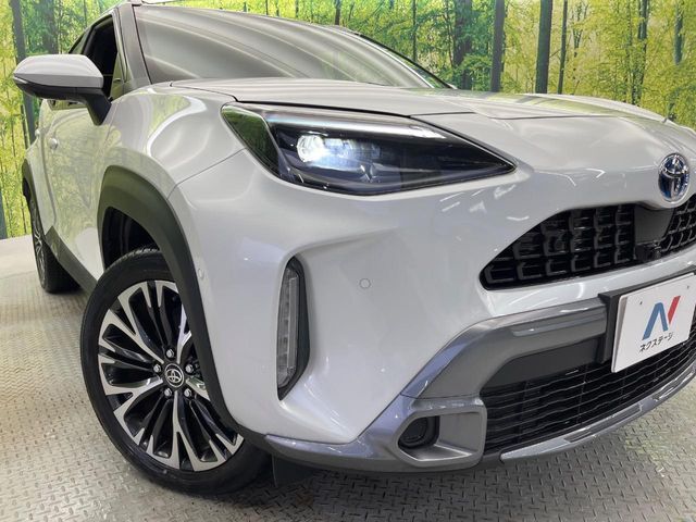 YARIS CROSS HYBRID