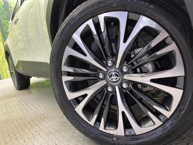 YARIS CROSS HYBRID